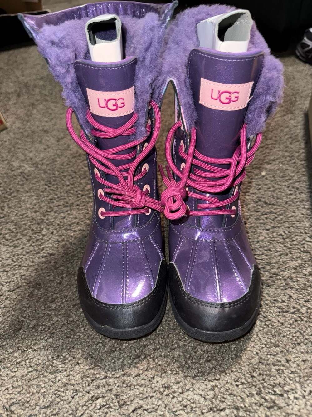 UGG Kids Butte II Waterproof Winter Boots in Purple/Pink Size 2